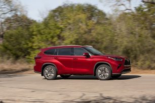 Image for Hybrid Vehicles Lead in Owner Satisfaction